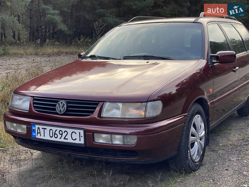 Універсал Volkswagen Passat 1996 в Харкові