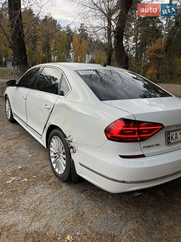 Седан Volkswagen Passat 2016 в Киеве