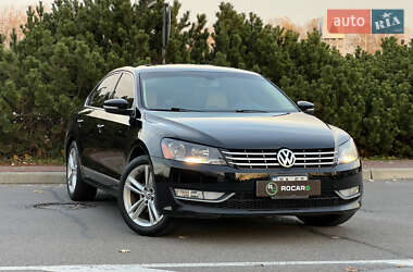 Седан Volkswagen Passat 2014 в Киеве