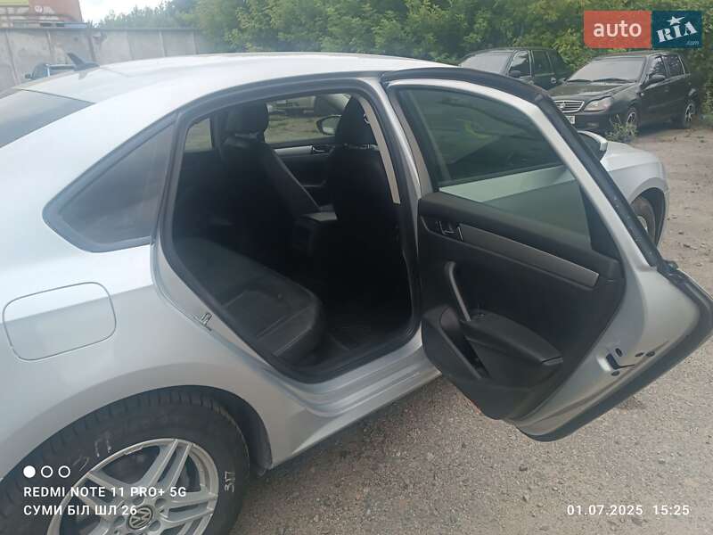 Седан Volkswagen Passat 2012 в Сумах