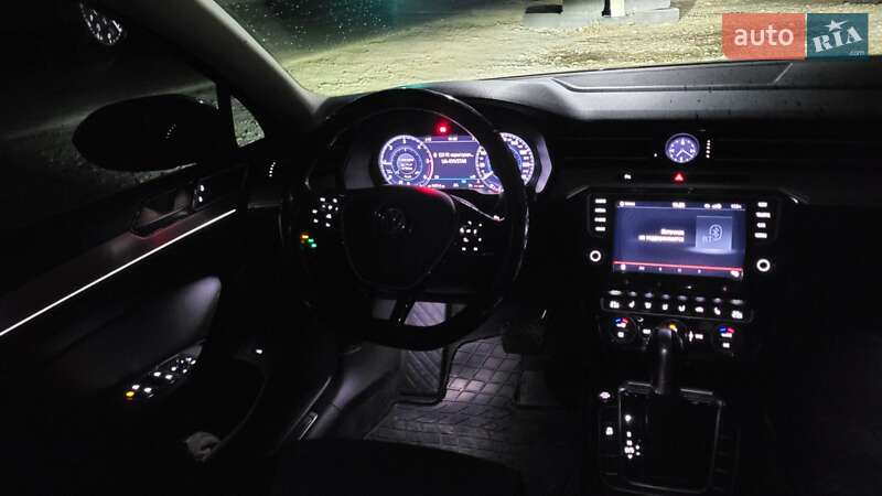 Универсал Volkswagen Passat 2016 в Коломые