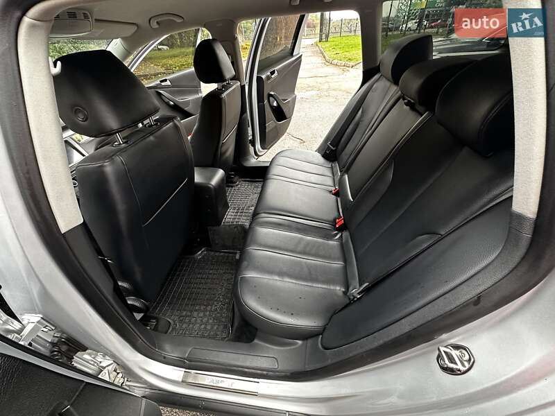 Универсал Volkswagen Passat 2010 в Киеве фото 28 Универсал Volkswagen Passat 2010 в Киеве