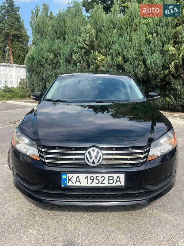 Седан Volkswagen Passat 2013 в Киеве