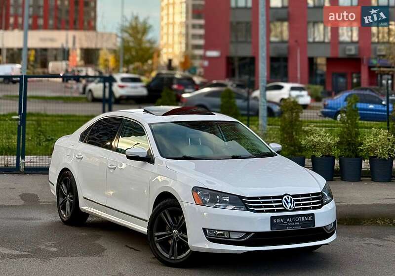 Седан Volkswagen Passat 2012 в Киеве