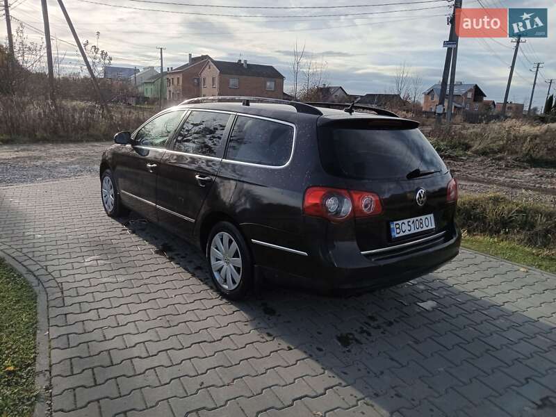 Универсал Volkswagen Passat 2006 в Самборе