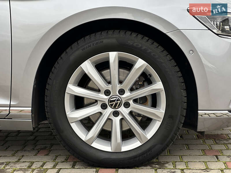 Универсал Volkswagen Passat 2021 в Луцке фото 15 Универсал Volkswagen Passat 2021 в Луцке