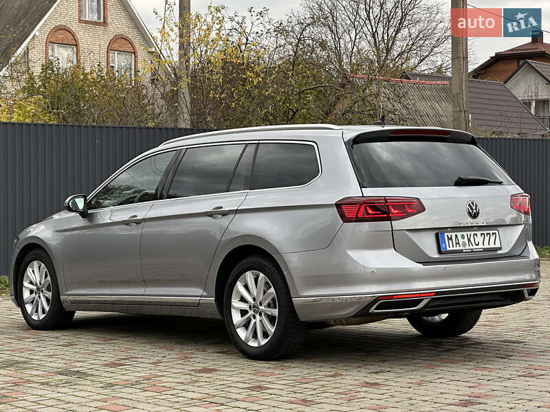 Универсал Volkswagen Passat 2021 в Луцке фото 21 Универсал Volkswagen Passat 2021 в Луцке