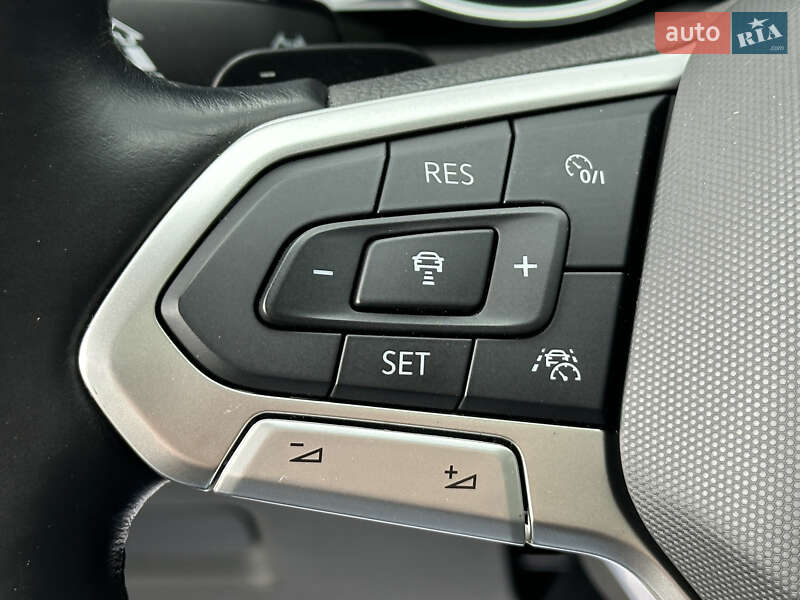 Универсал Volkswagen Passat 2021 в Луцке фото 77 Универсал Volkswagen Passat 2021 в Луцке