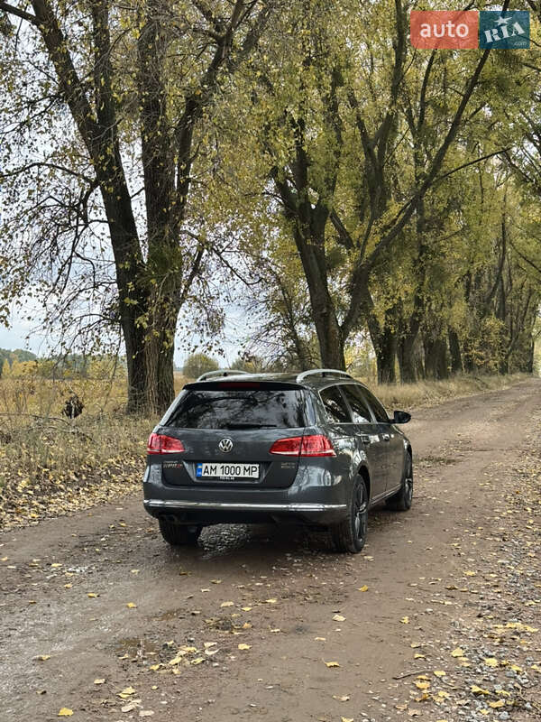 Универсал Volkswagen Passat 2013 в Житомире фото 4 Универсал Volkswagen Passat 2013 в Житомире