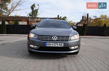 Седан Volkswagen Passat 2014 в Одессе