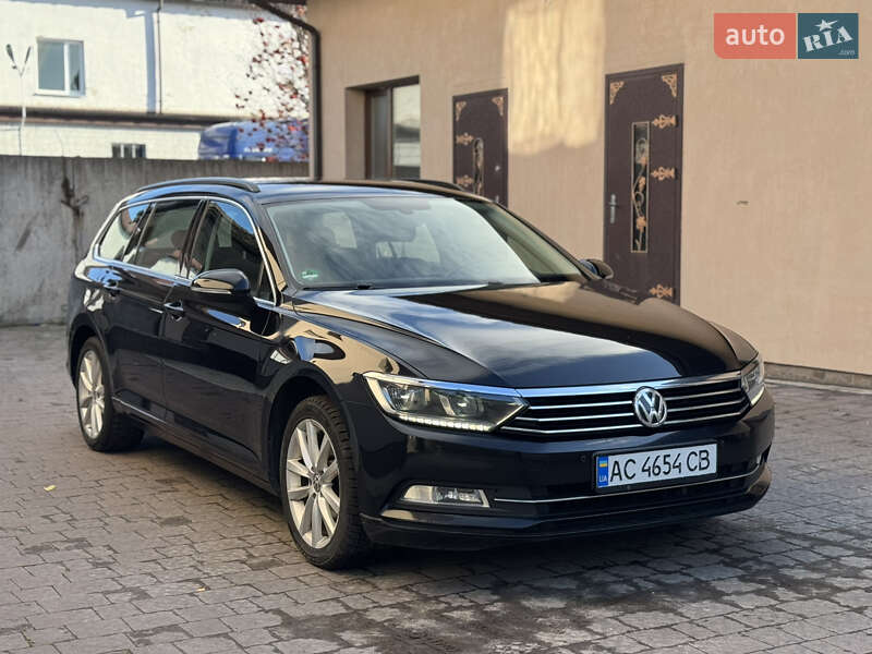 Універсал Volkswagen Passat 2015 в Луцьку