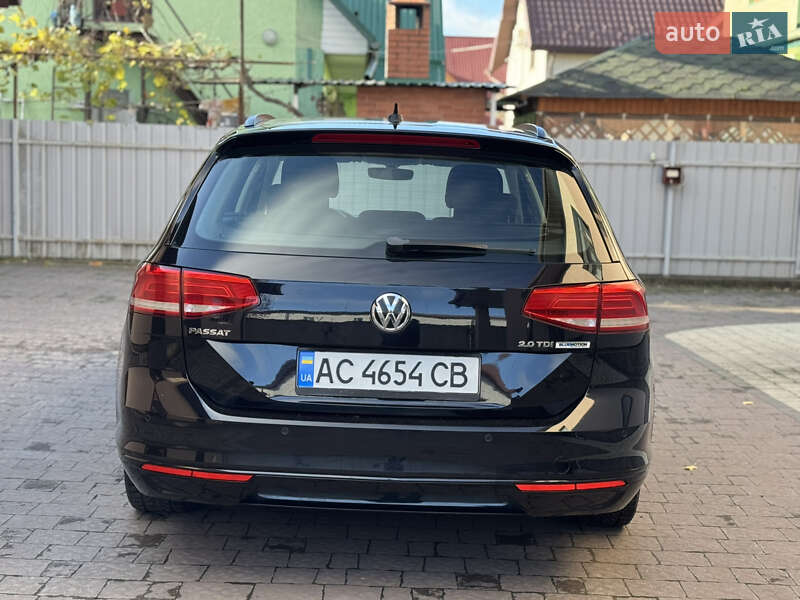 Універсал Volkswagen Passat 2015 в Луцьку