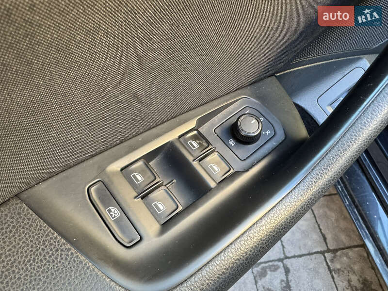 Універсал Volkswagen Passat 2015 в Луцьку