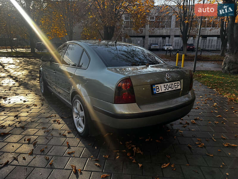 Седан Volkswagen Passat 2003 в Кременчуге фото 5 Седан Volkswagen Passat 2003 в Кременчуге