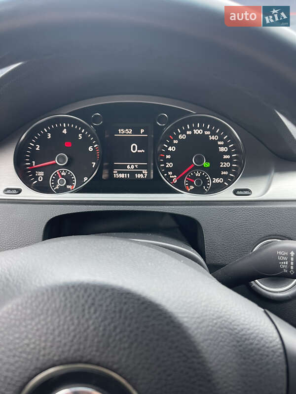 Седан Volkswagen Passat 2012 в Коростене