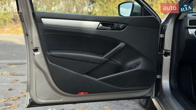 Седан Volkswagen Passat 2012 в Белой Церкви