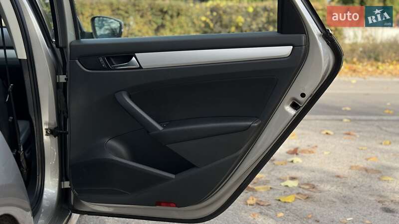 Седан Volkswagen Passat 2012 в Белой Церкви