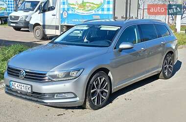 Універсал Volkswagen Passat 2016 в Львові