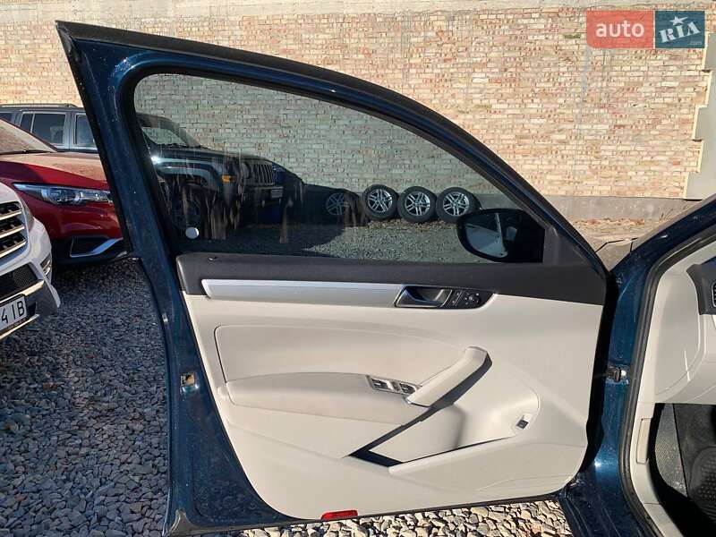 Седан Volkswagen Passat 2018 в Коломиї