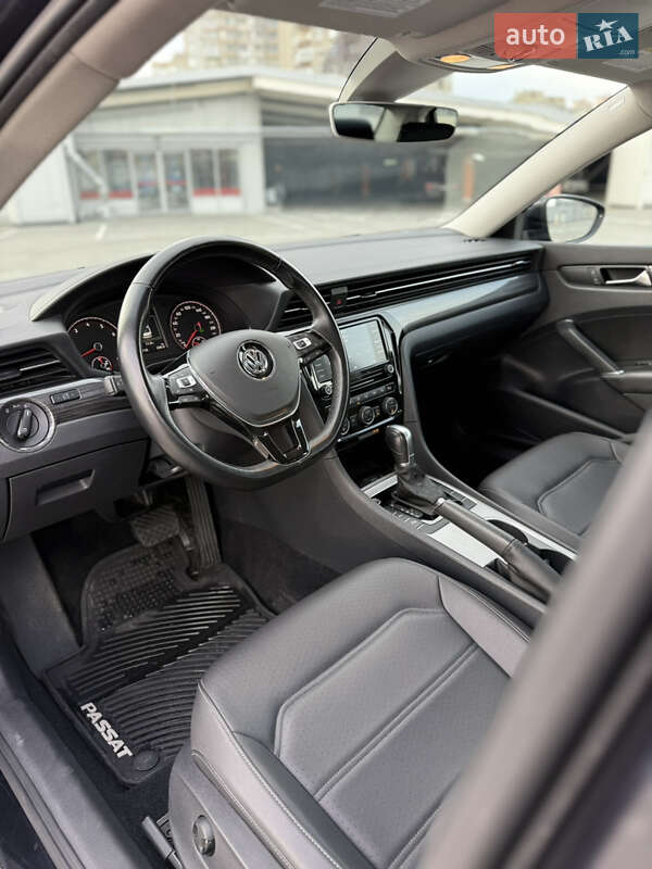 Седан Volkswagen Passat 2019 в Києві фото 33 Седан Volkswagen Passat 2019 в Києві
