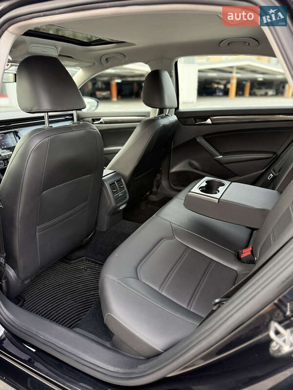Седан Volkswagen Passat 2019 в Києві фото 34 Седан Volkswagen Passat 2019 в Києві
