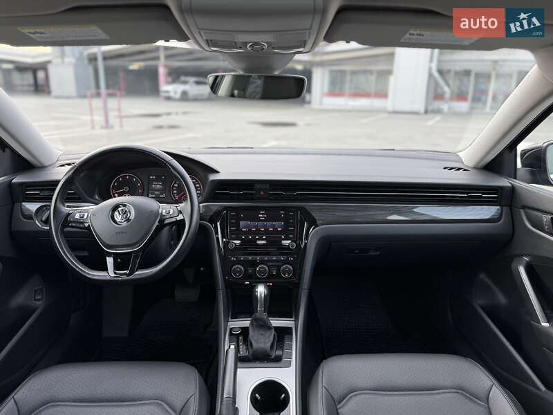 Седан Volkswagen Passat 2019 в Києві фото 37 Седан Volkswagen Passat 2019 в Києві