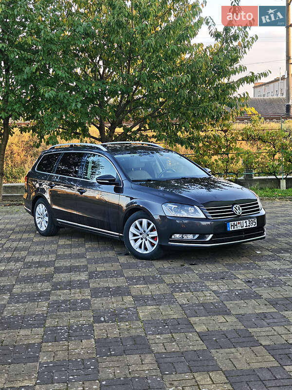 Универсал Volkswagen Passat 2011 в Львове фото Универсал Volkswagen Passat 2011 в Львове