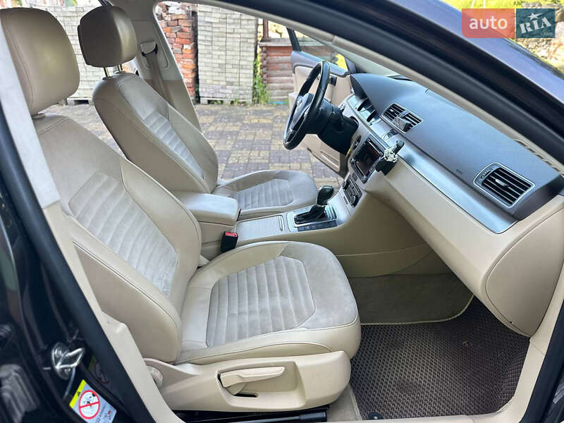 Универсал Volkswagen Passat 2011 в Львове фото 15 Универсал Volkswagen Passat 2011 в Львове