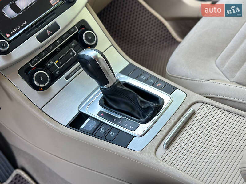 Универсал Volkswagen Passat 2011 в Львове фото 18 Универсал Volkswagen Passat 2011 в Львове