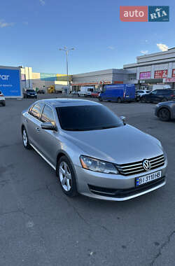 Седан Volkswagen Passat 2012 в Полтаві