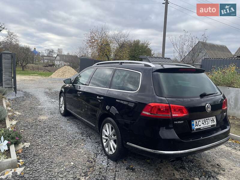 Volkswagen Passat 2011 Volkswagen Passat 2011