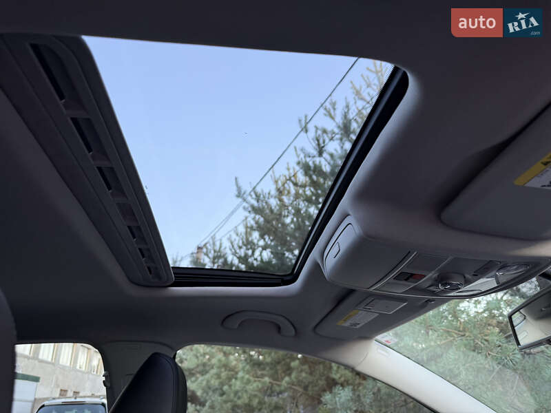 Седан Volkswagen Passat 2015 в Тернополі