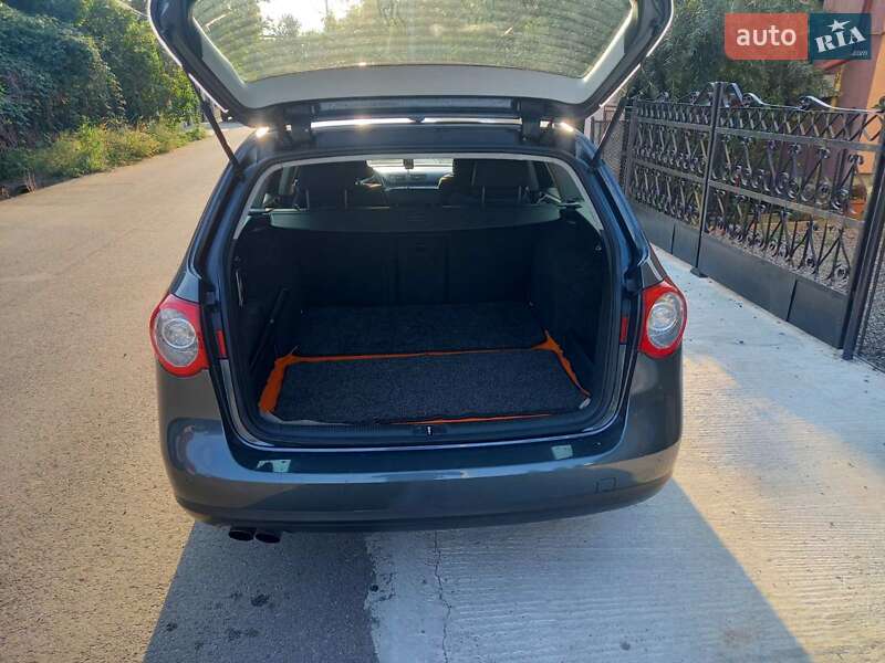 Универсал Volkswagen Passat 2010 в Ужгороде