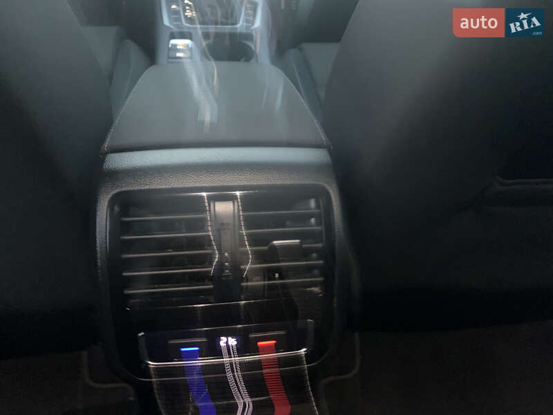 Універсал Volkswagen Passat 2019 в Стрию фото 26 Універсал Volkswagen Passat 2019 в Стрию