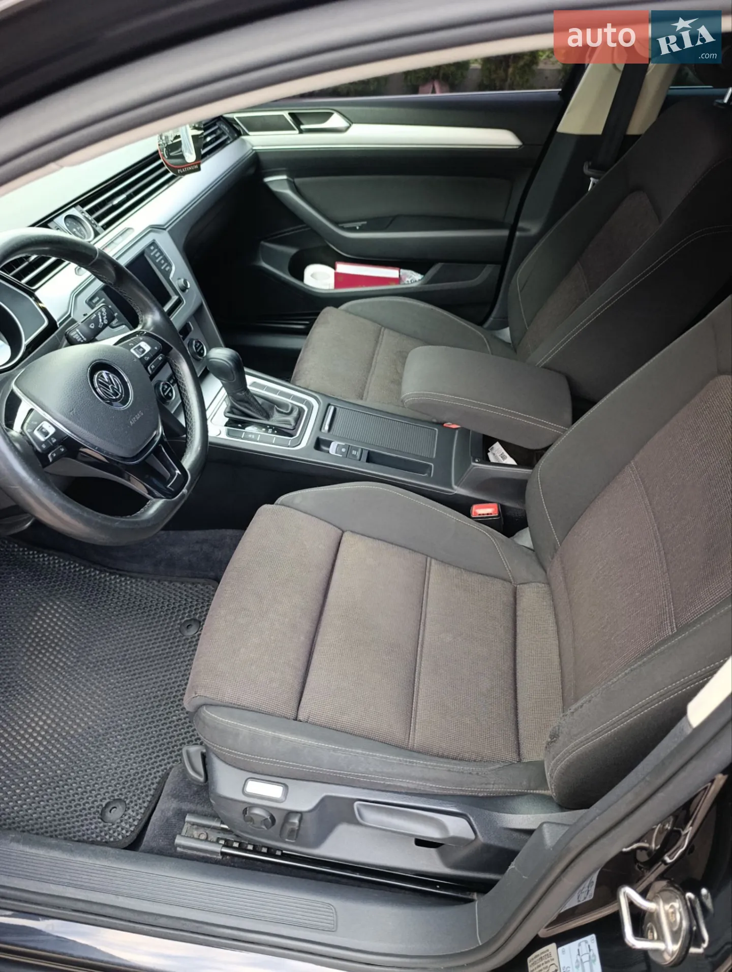 2016 Volkswagen Passat - мініатюра 2