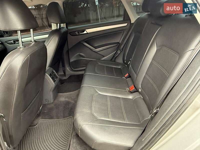 Седан Volkswagen Passat 2013 в Николаеве фото 24 Седан Volkswagen Passat 2013 в Николаеве