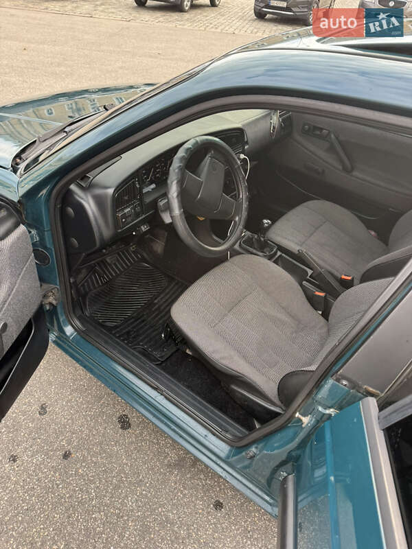 Універсал Volkswagen Passat 1990 в Харкові
