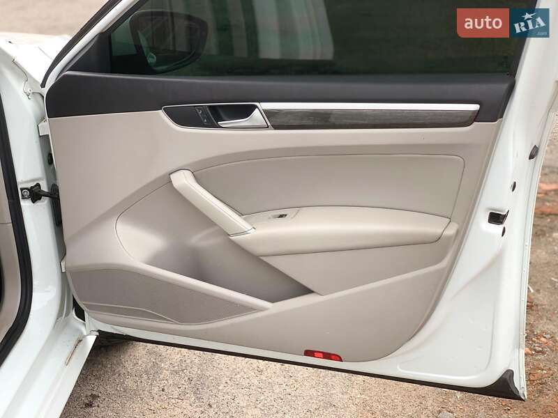 Седан Volkswagen Passat 2018 в Виннице