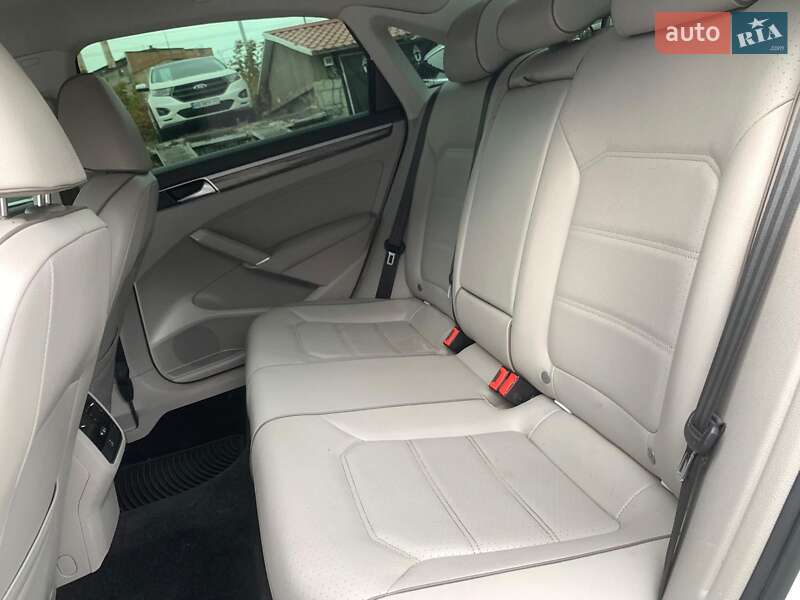 Седан Volkswagen Passat 2018 в Виннице