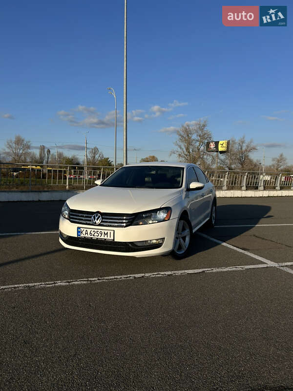 Volkswagen Passat 2011