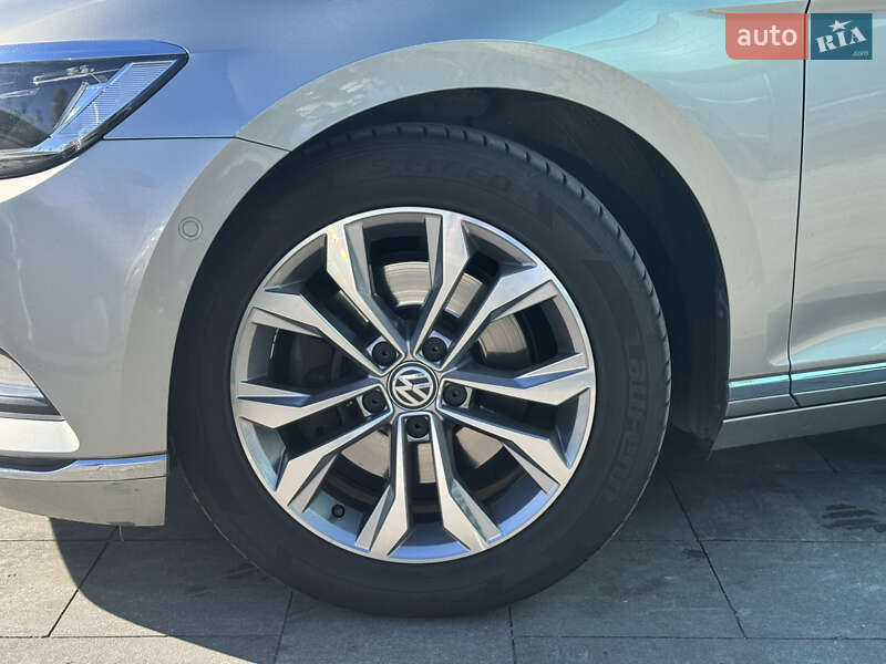 Універсал Volkswagen Passat 2016 в Києві
