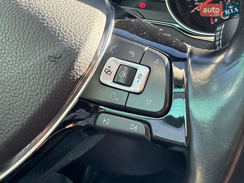 Універсал Volkswagen Passat 2016 в Києві