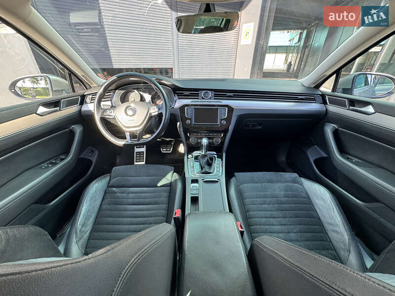 Універсал Volkswagen Passat 2016 в Києві