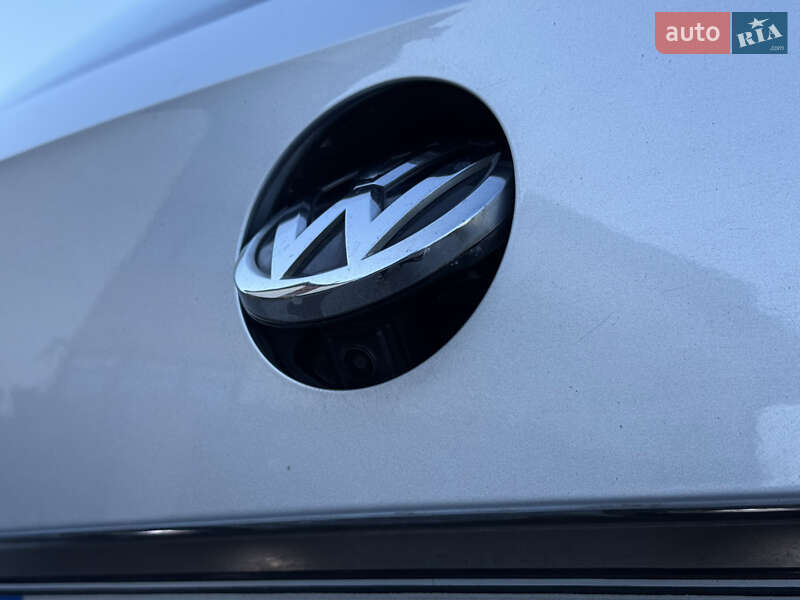 Универсал Volkswagen Passat 2018 в Дубно