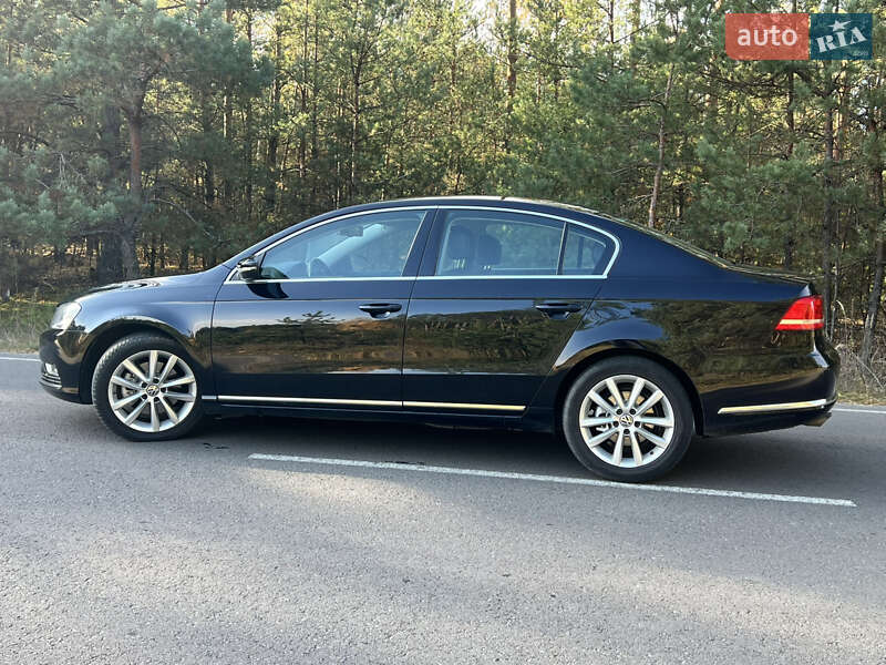 Седан Volkswagen Passat 2012 в Луцке фото 27 Седан Volkswagen Passat 2012 в Луцке