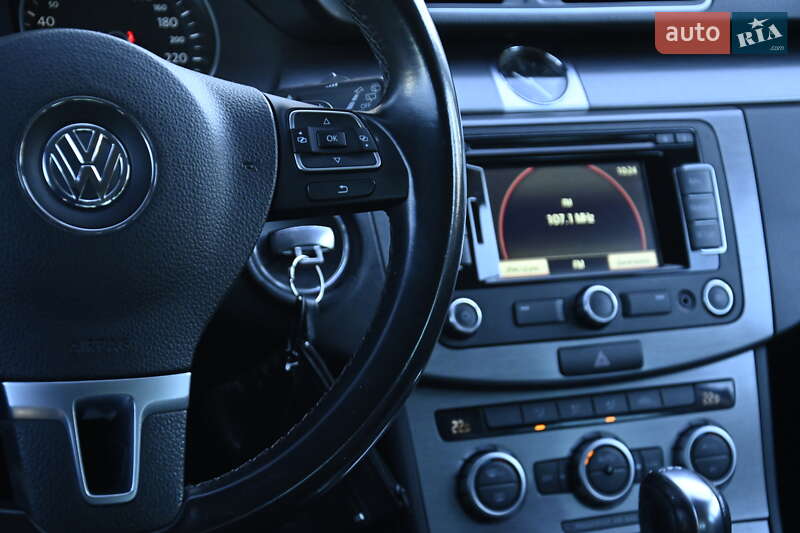 Универсал Volkswagen Passat 2012 в Бердичеве