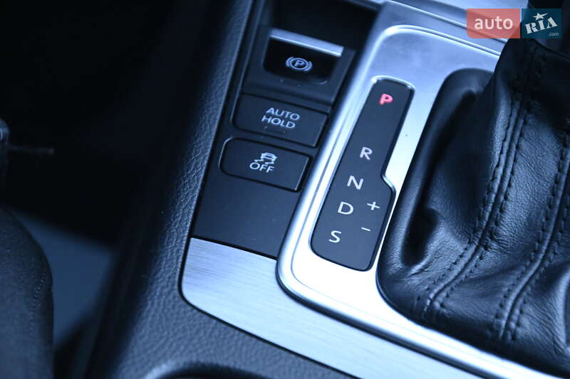 Универсал Volkswagen Passat 2012 в Бердичеве