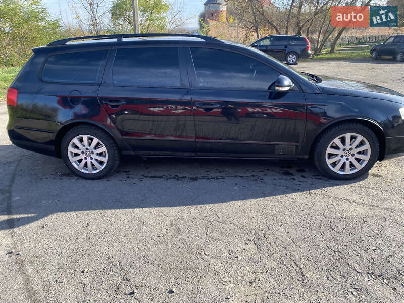 Универсал Volkswagen Passat 2006 в Ровно