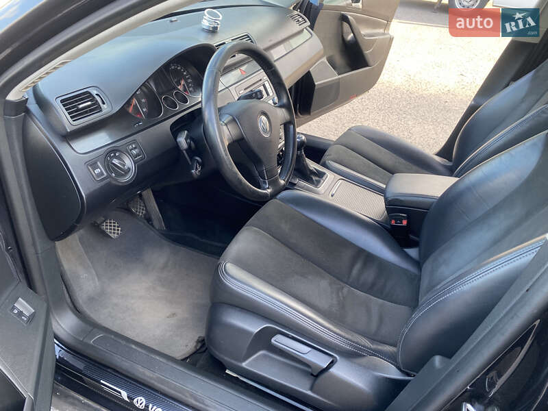 Универсал Volkswagen Passat 2006 в Ровно