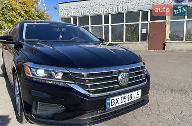 Седан Volkswagen Passat 2020 в Хмельницькому